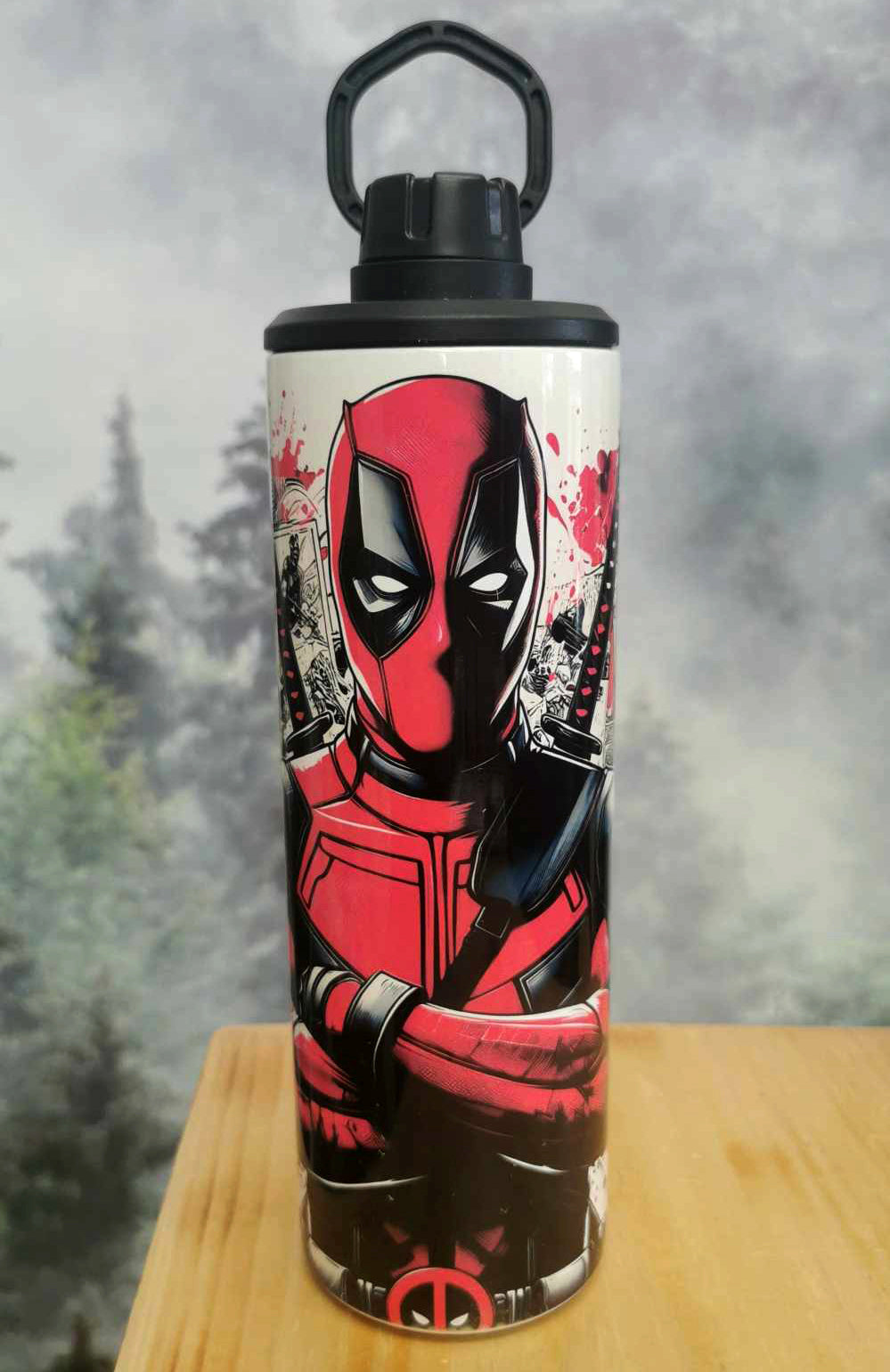 Gourde isotherme sport 20 oz. - Deadpool Super-Héros